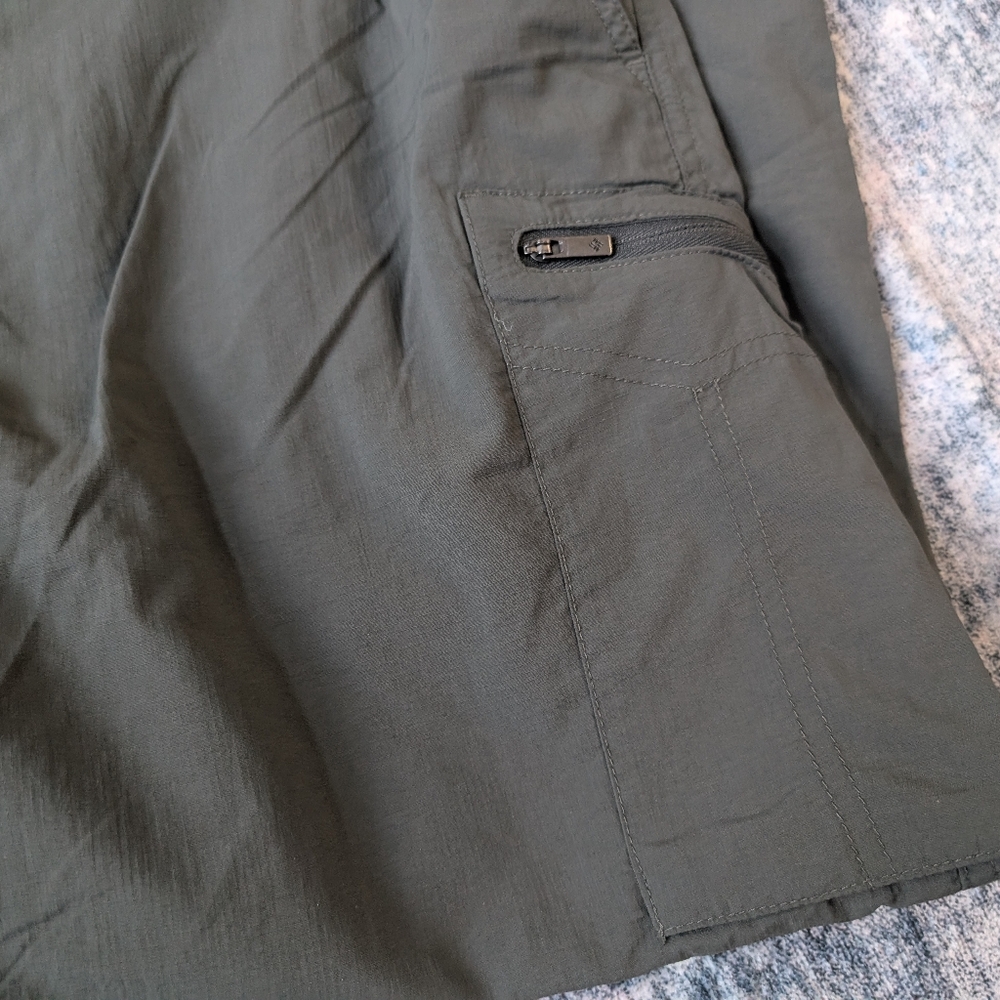 EUC Columbia Men's Silver Ridge Convertible Pants Green Gravel Size 36x30 - Picture 4 of 10